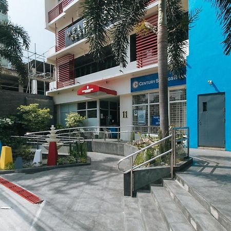 Reddoorz @ Melbourne Suites Makati Макати Экстерьер фото
