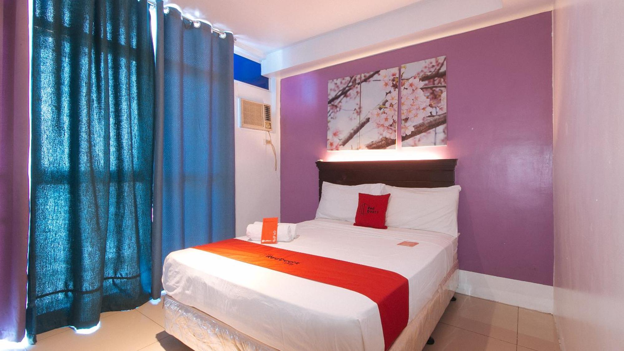 Reddoorz @ Melbourne Suites Makati Макати Экстерьер фото